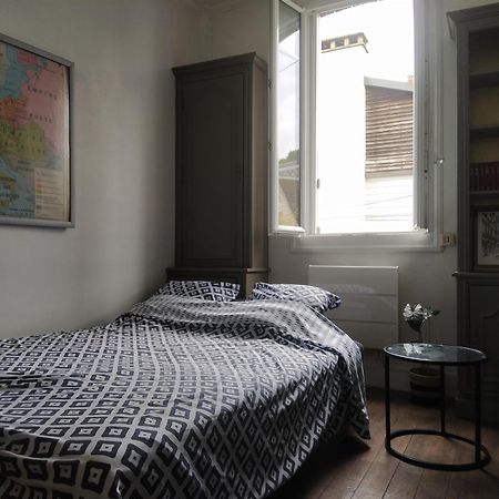 Le Nid Normand Avec Terrasse - Stationnement Facile Et Gratuit - 5 Min Seine Apartment Deville-les-Rouen Luaran gambar
