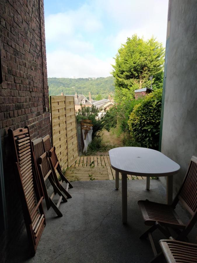 Le Nid Normand Avec Terrasse - Stationnement Facile Et Gratuit - 5 Min Seine Apartment Deville-les-Rouen Luaran gambar